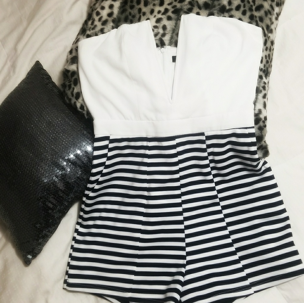 Strapless Striped Depri Romper